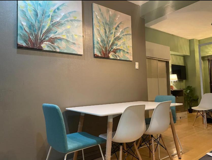 Poolside Family Room Greenbelt Makati マカティ エクステリア 写真